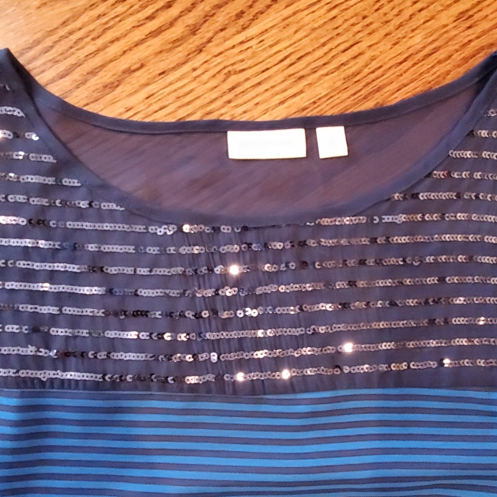 Sparkly Top - Picture 2 of 3